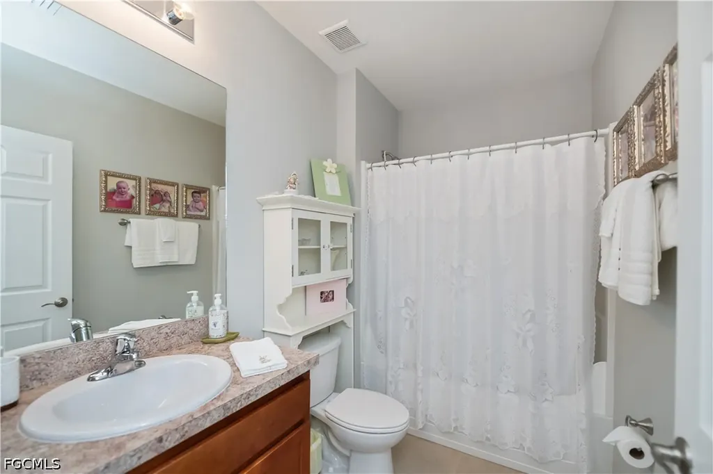 2548 Ocasa Court Cape Coral FL 33909