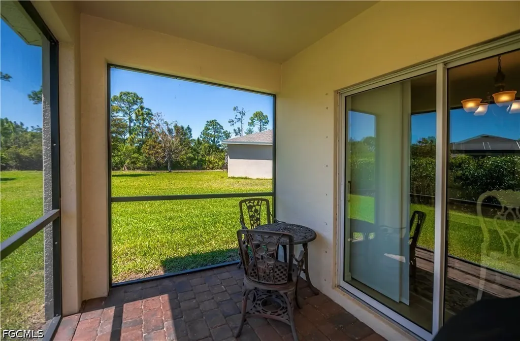 2548 Ocasa Court Cape Coral FL 33909