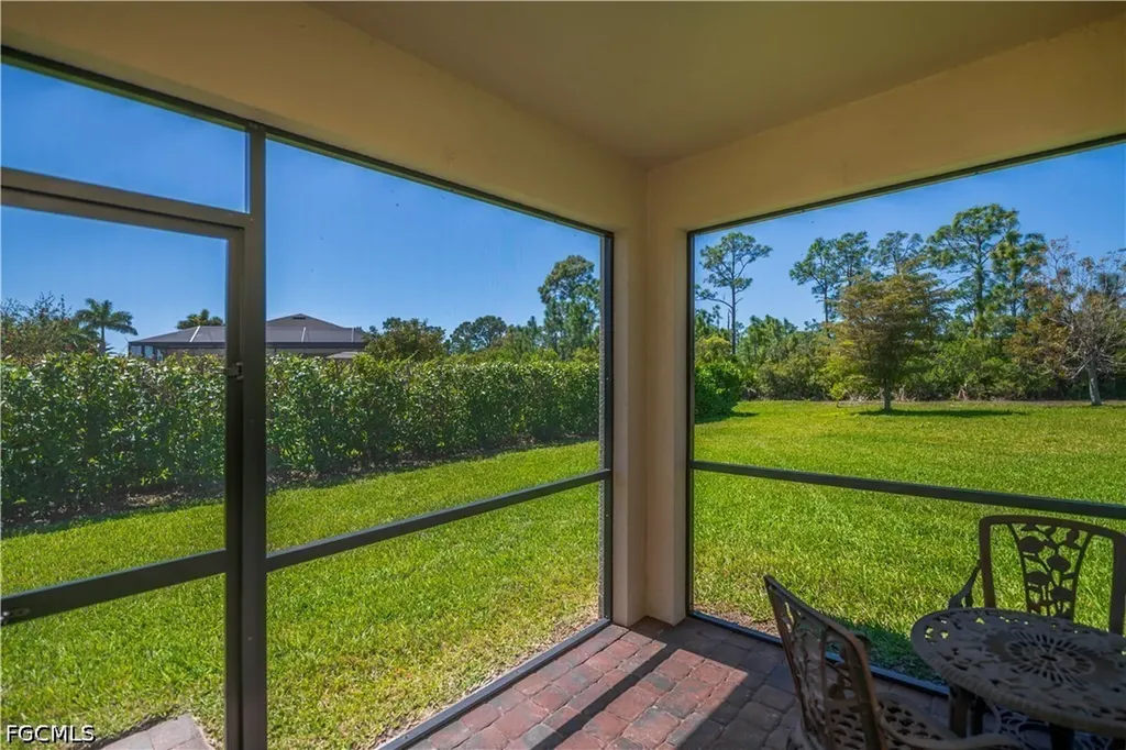 2548 Ocasa Court Cape Coral FL 33909