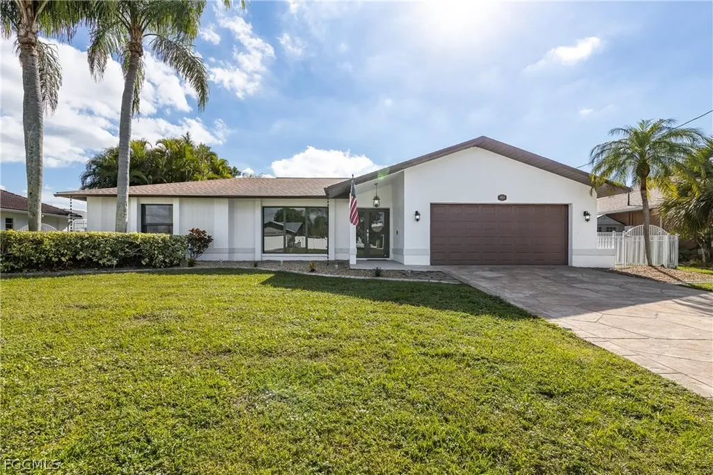 1932 SE 9th Terrace Cape Coral FL 33990