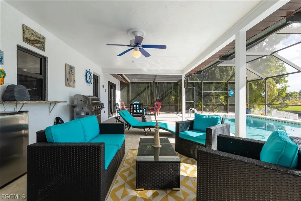 1932 SE 9th Terrace Cape Coral FL 33990