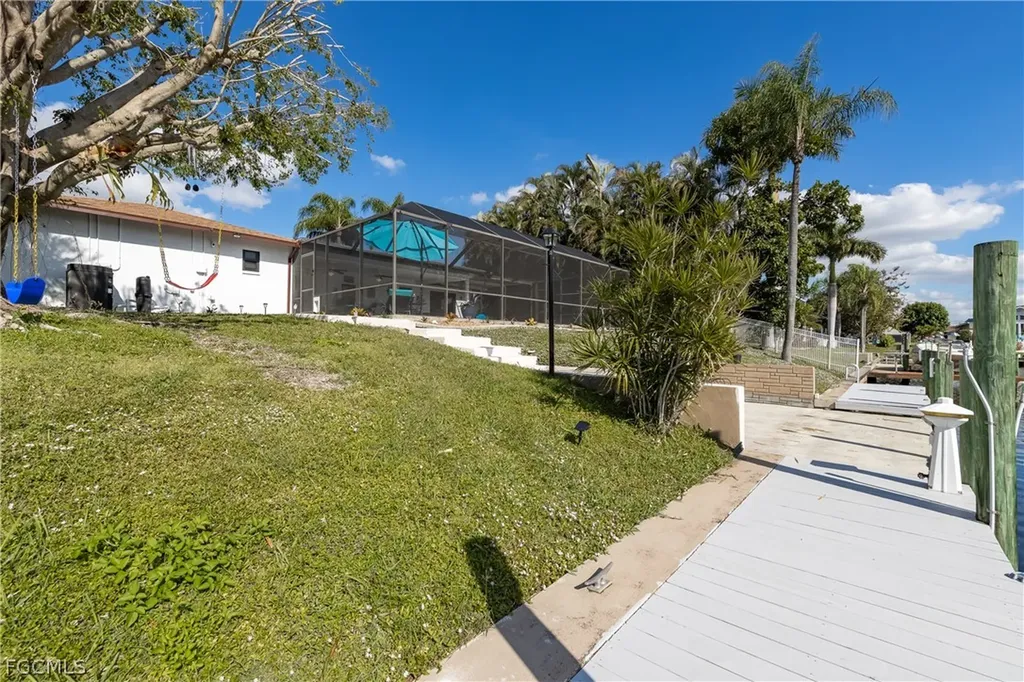 1932 SE 9th Terrace Cape Coral FL 33990