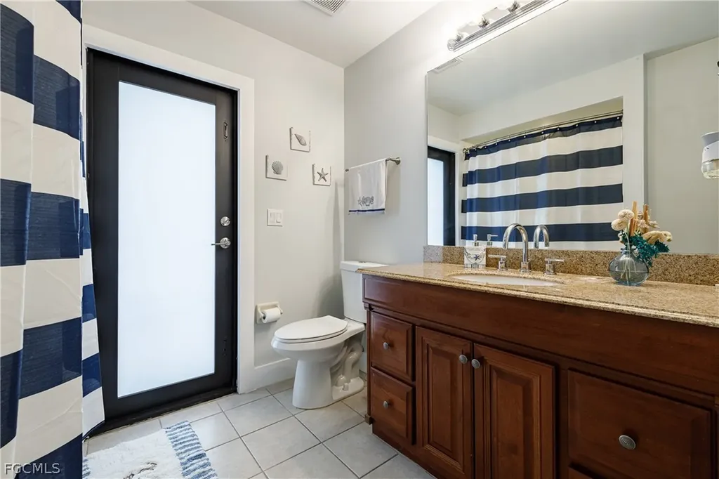 1932 SE 9th Terrace Cape Coral FL 33990