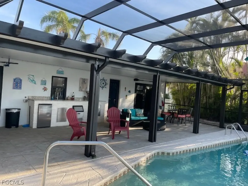 1932 SE 9th Terrace Cape Coral FL 33990