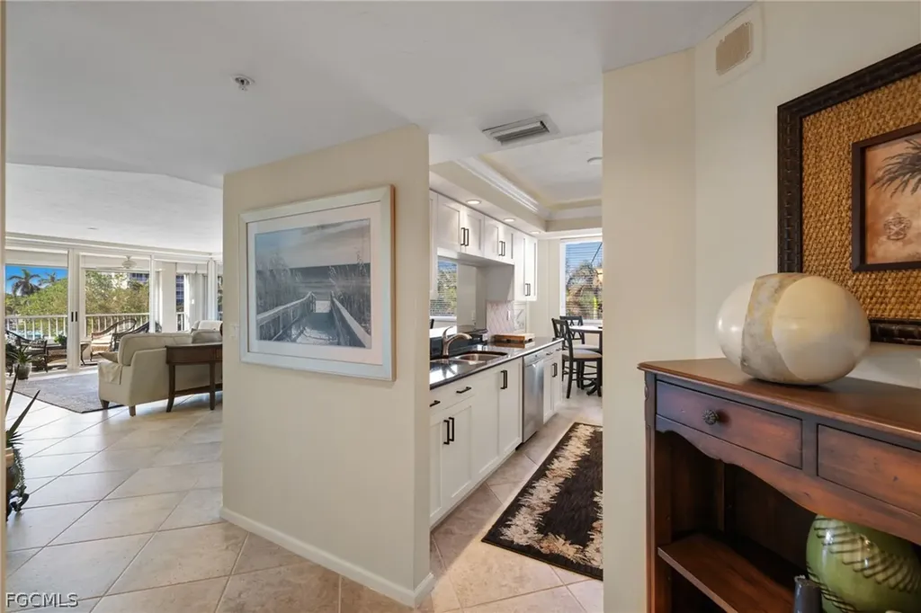 25 Bluebill Avenue Naples FL 34108