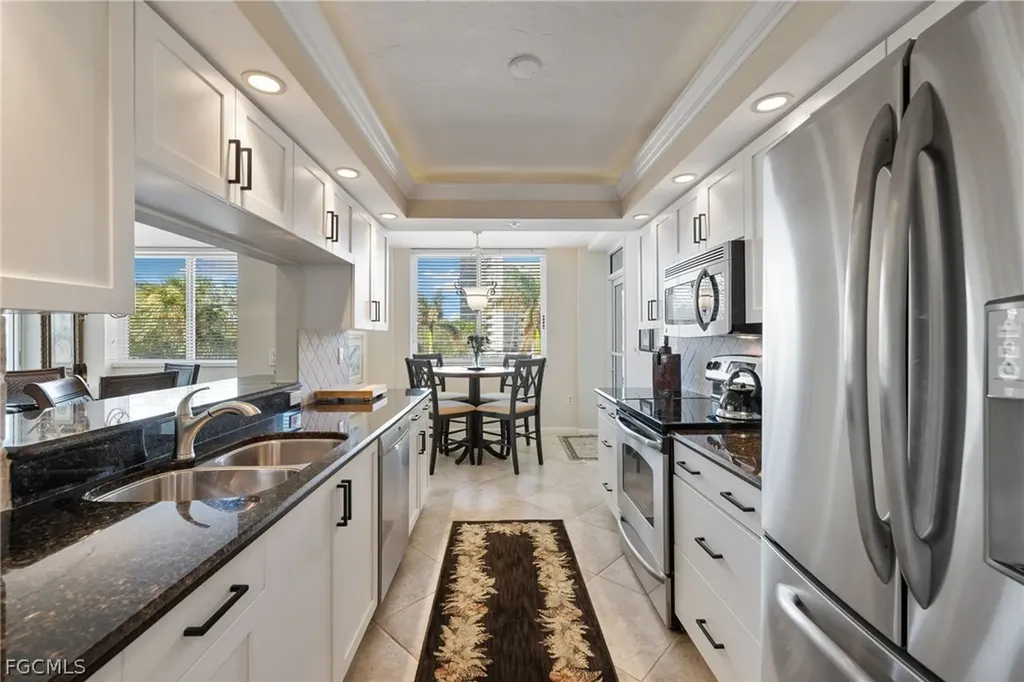 25 Bluebill Avenue Naples FL 34108