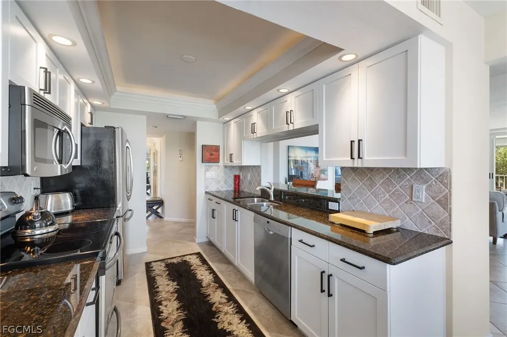 25 Bluebill Avenue Naples FL 34108