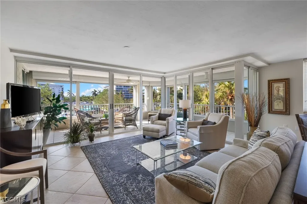 25 Bluebill Avenue Naples FL 34108