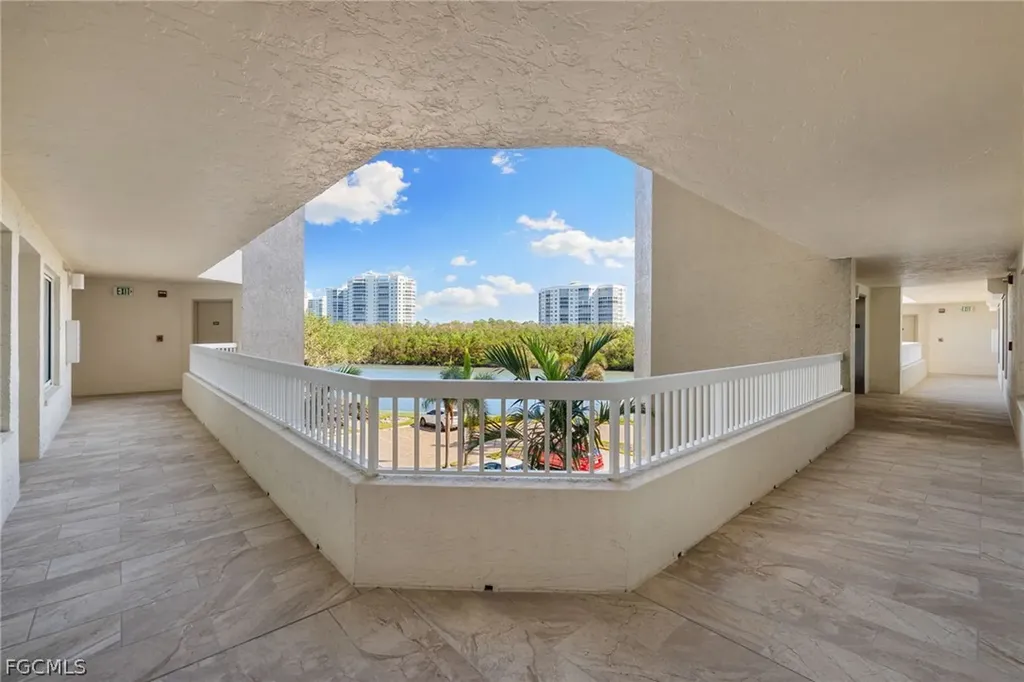 25 Bluebill Avenue Naples FL 34108