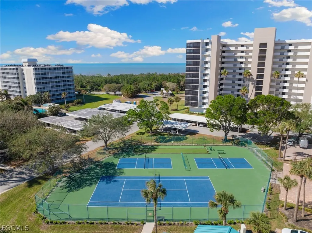 25 Bluebill Avenue Naples FL 34108