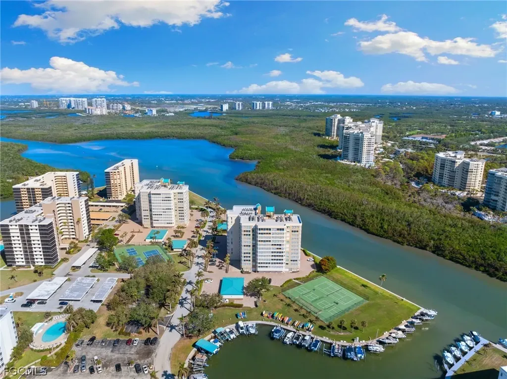 25 Bluebill Avenue Naples FL 34108