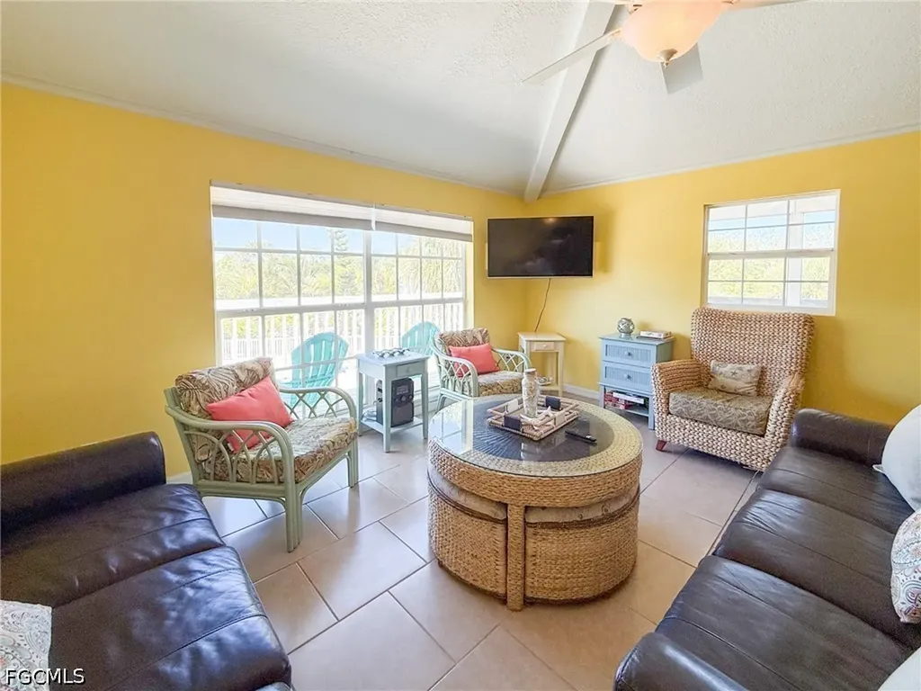 4481 Bartlett Parkway Upper Captiva FL 33924