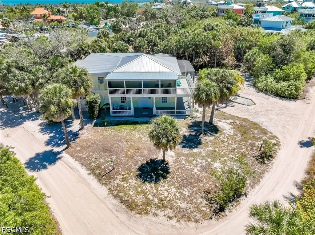 4481 Bartlett Parkway Upper Captiva FL 33924