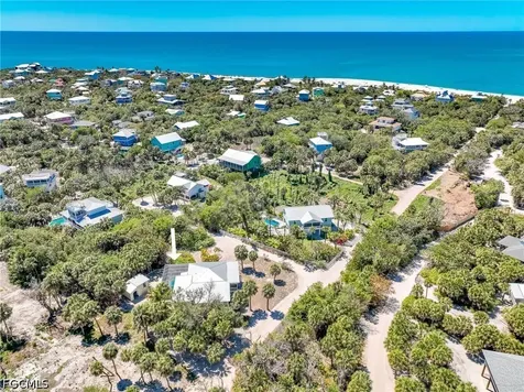 4481 Bartlett Parkway Upper Captiva FL 33924