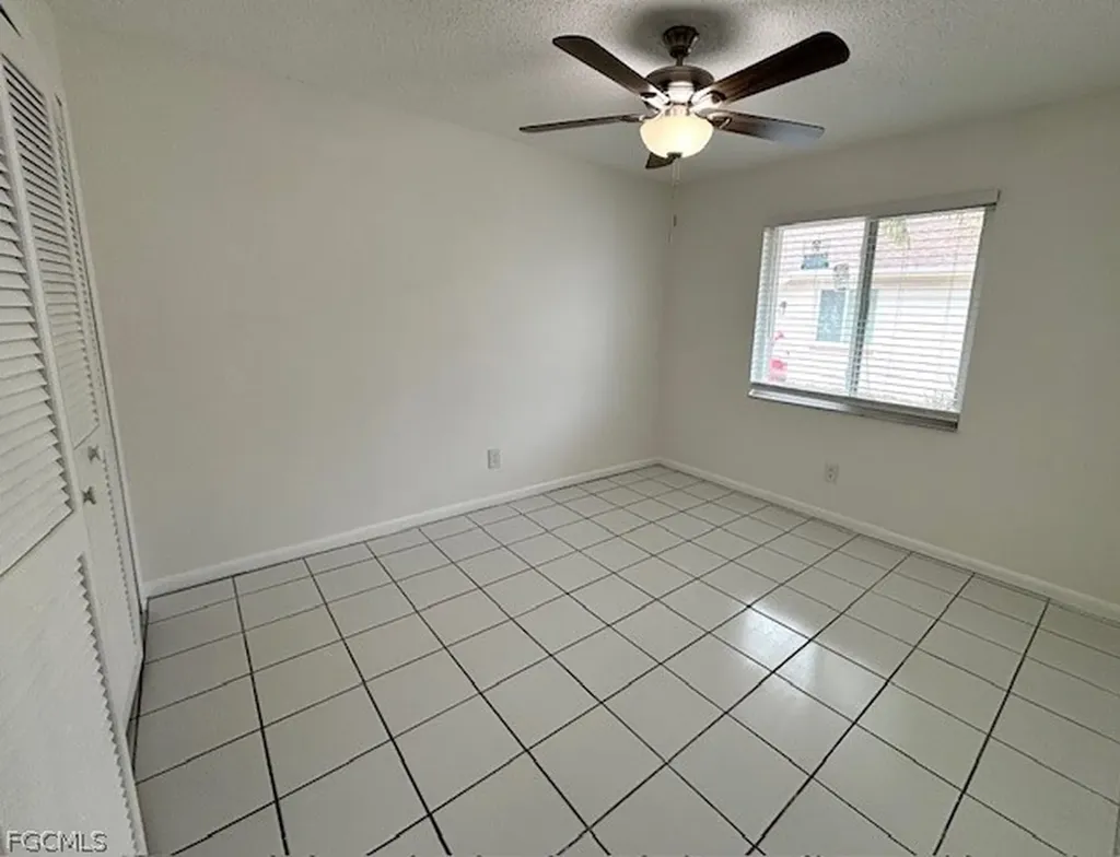 3747 SW Santa Barbara Place Cape Coral FL 33914
