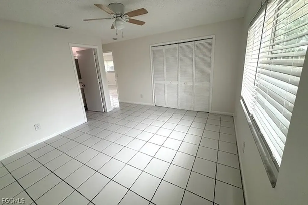 3747 SW Santa Barbara Place Cape Coral FL 33914