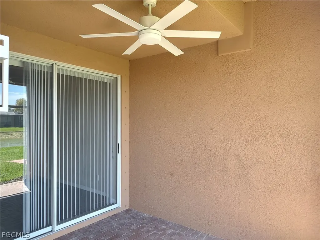 2434 Laurentina Lane Cape Coral FL 33909