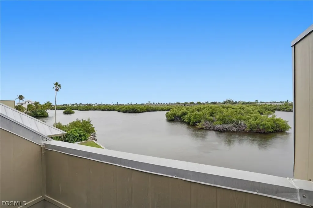 7731 Bocilla Lane Bokeelia FL 33922