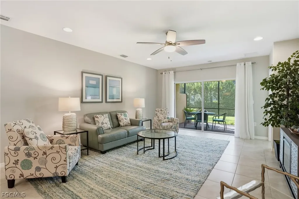 4262 Dutchess Park Road Fort Myers FL 33916