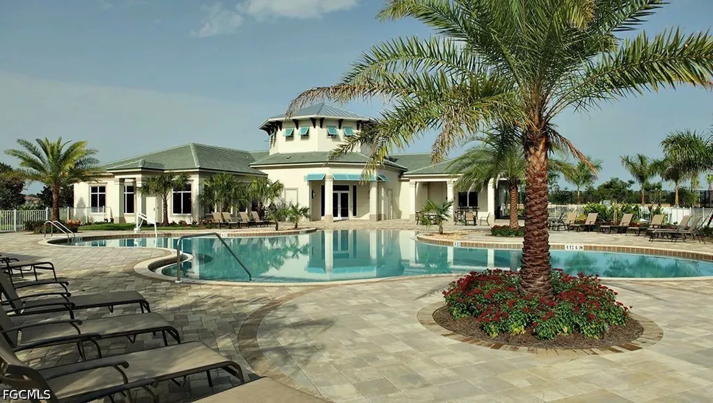 4262 Dutchess Park Road Fort Myers FL 33916
