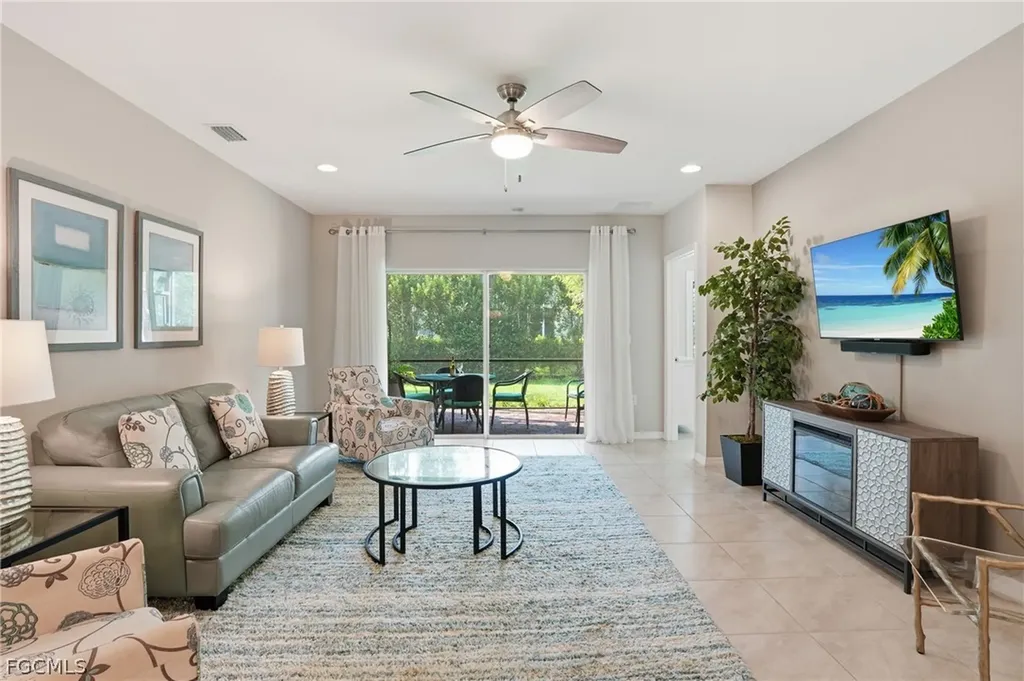 4262 Dutchess Park Road Fort Myers FL 33916