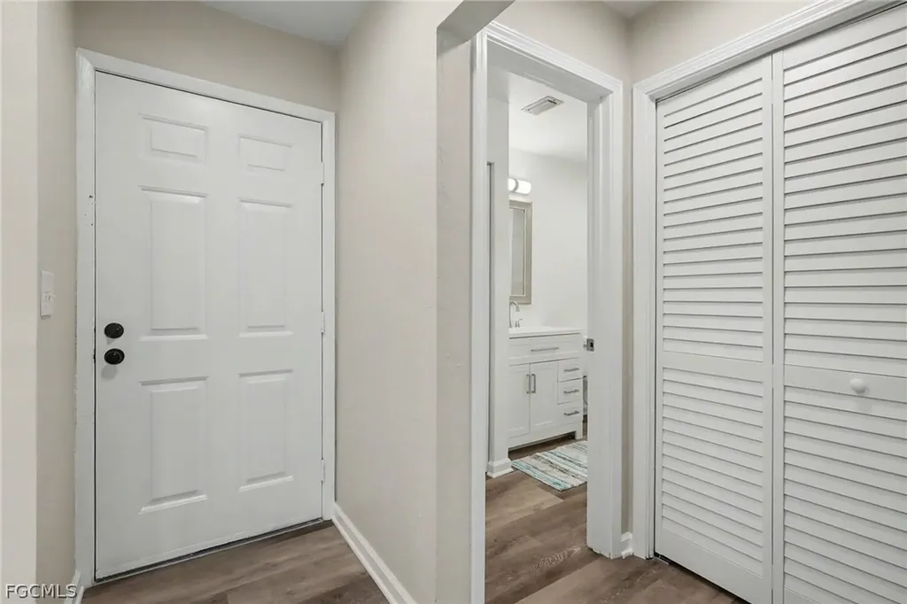 1071 Pine Isle Lane Naples FL 34112