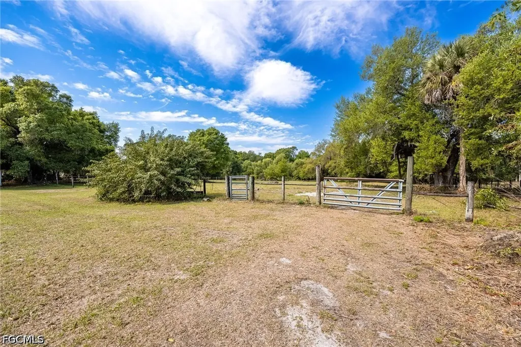 4220 Staley Road Fort Myers FL 33905