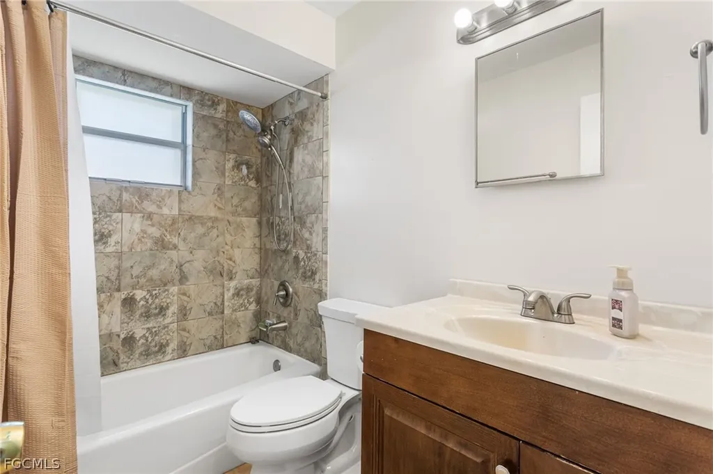 2803 W Cypress Avenue Fort Myers FL 33905