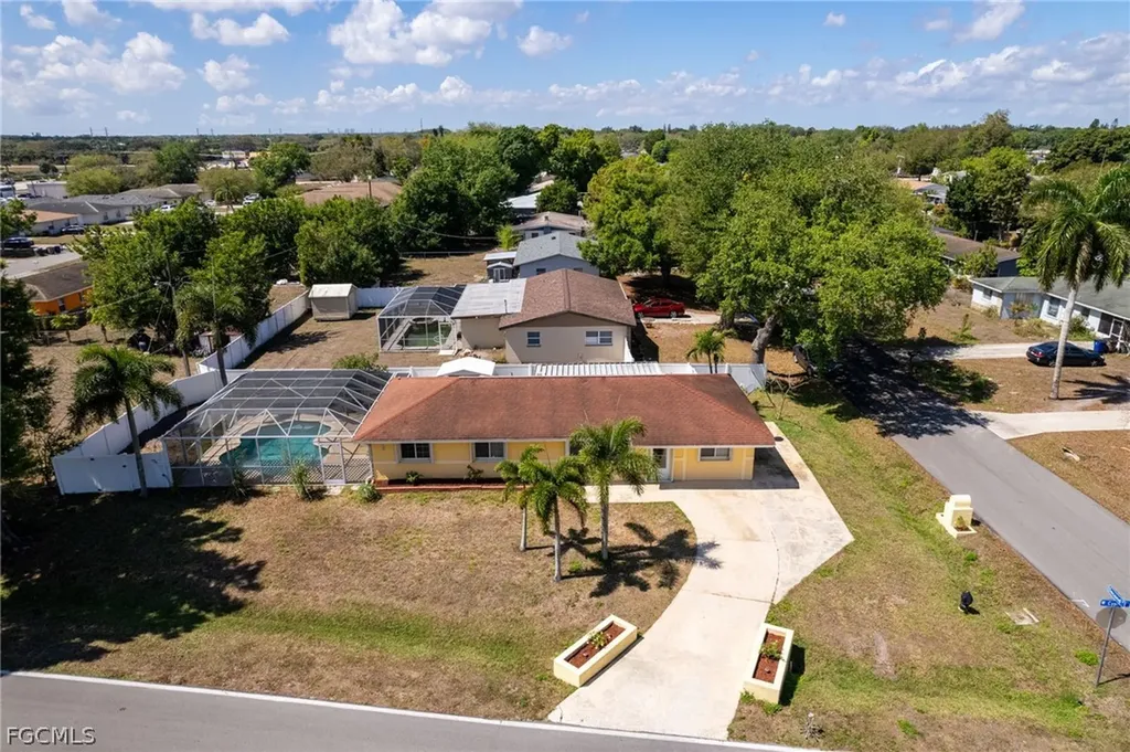2803 W Cypress Avenue Fort Myers FL 33905