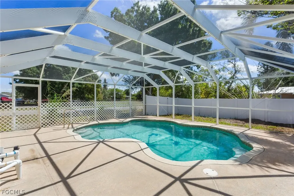 2803 W Cypress Avenue Fort Myers FL 33905