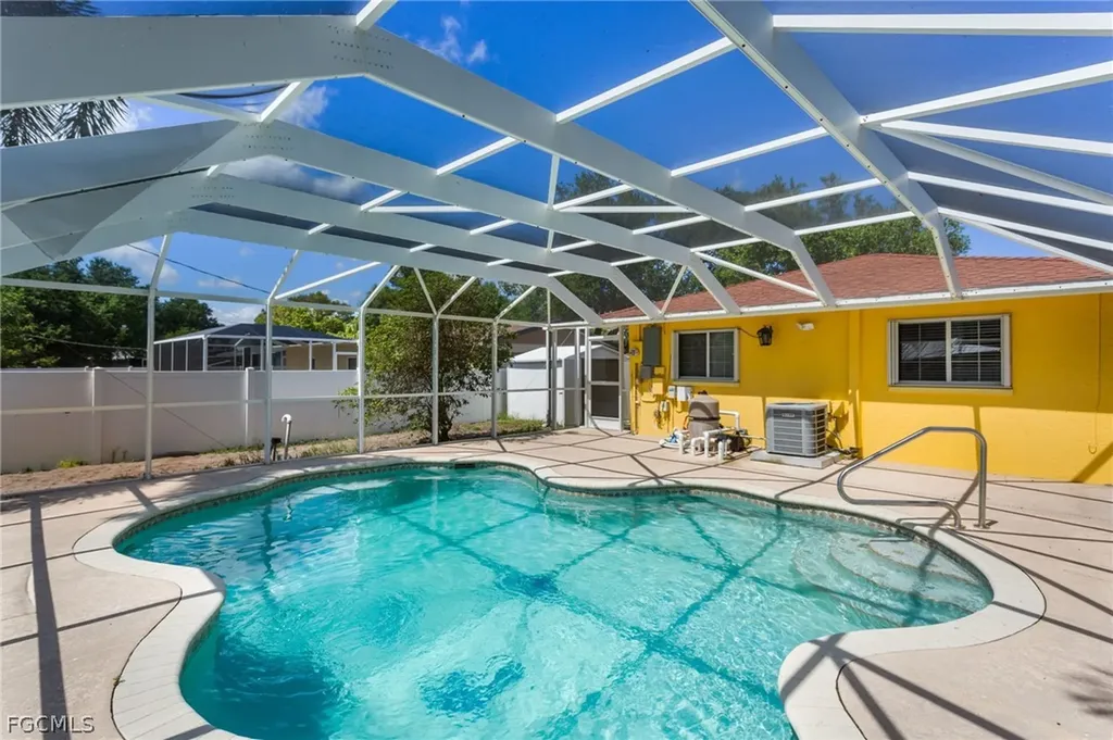 2803 W Cypress Avenue Fort Myers FL 33905
