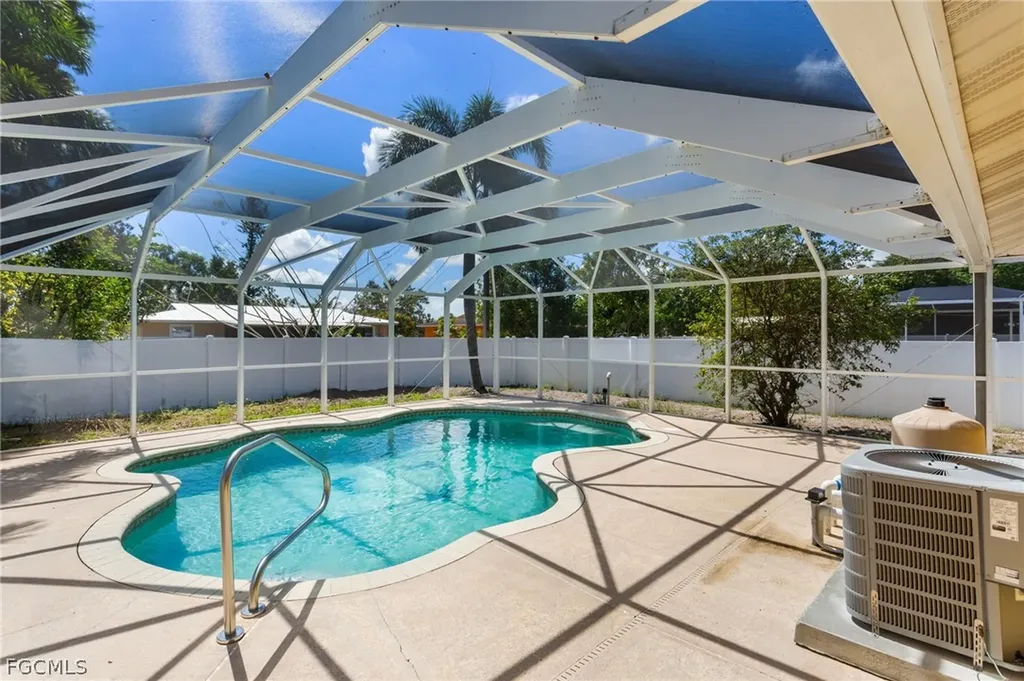 2803 W Cypress Avenue Fort Myers FL 33905