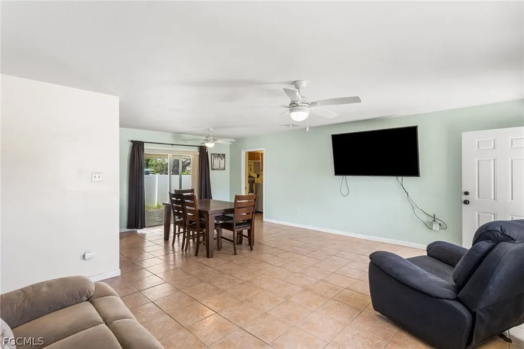 2803 W Cypress Avenue Fort Myers FL 33905