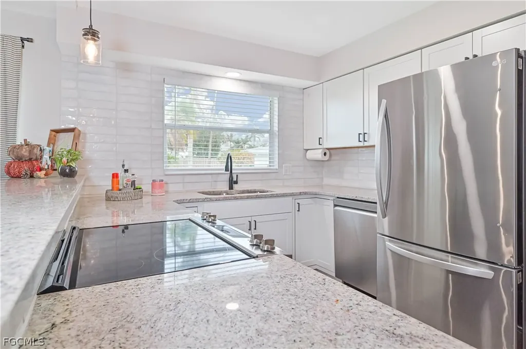 5252 Willow Court Cape Coral FL 33904