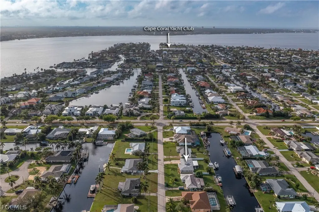5252 Willow Court Cape Coral FL 33904