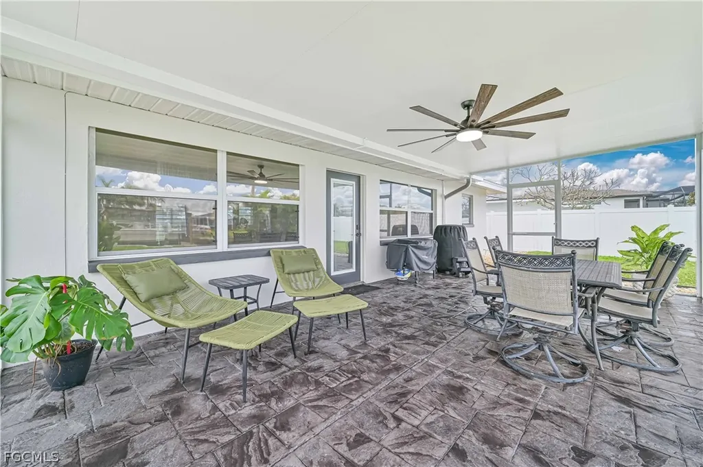 5252 Willow Court Cape Coral FL 33904