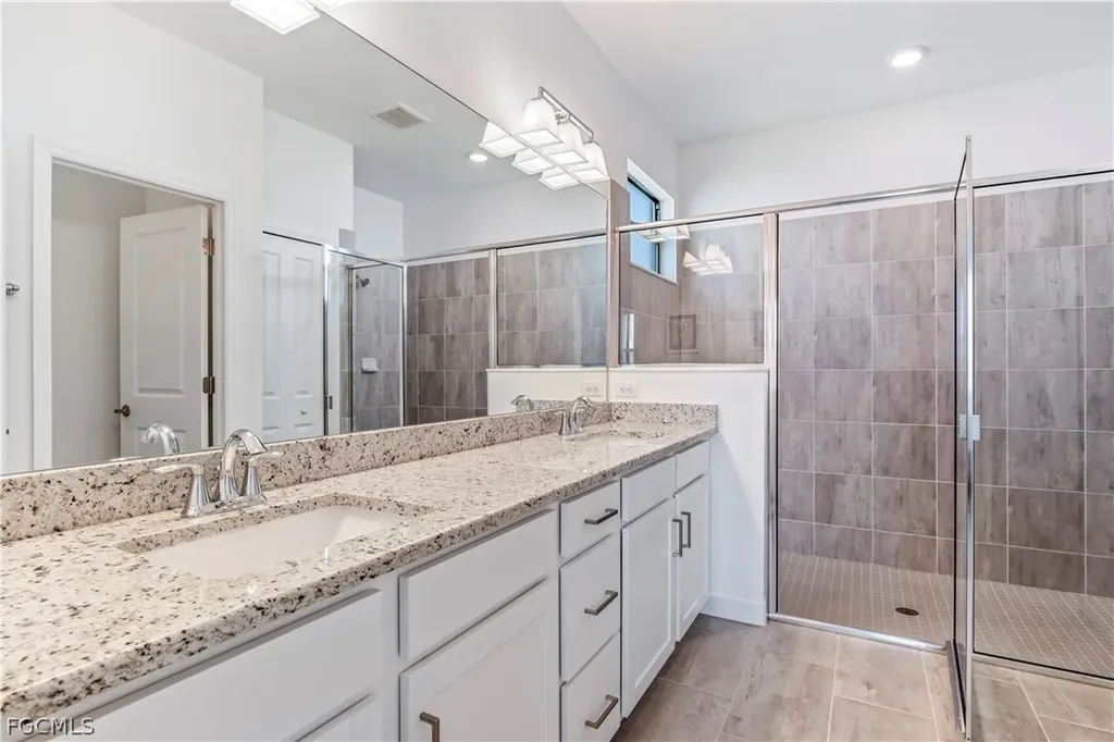 13821 Pine Lodge Lane Fort Myers FL 33913