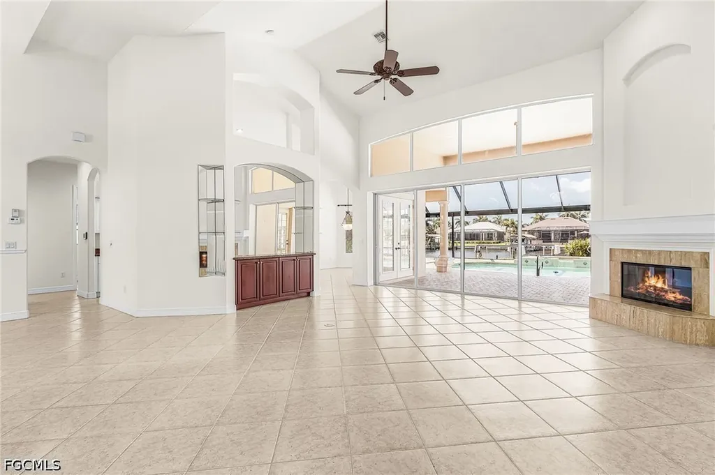 2822 SW 49th Terrace Cape Coral FL 33914
