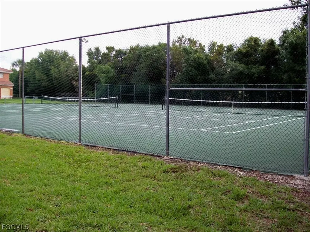 6330 Aragon Way Fort Myers FL 33966
