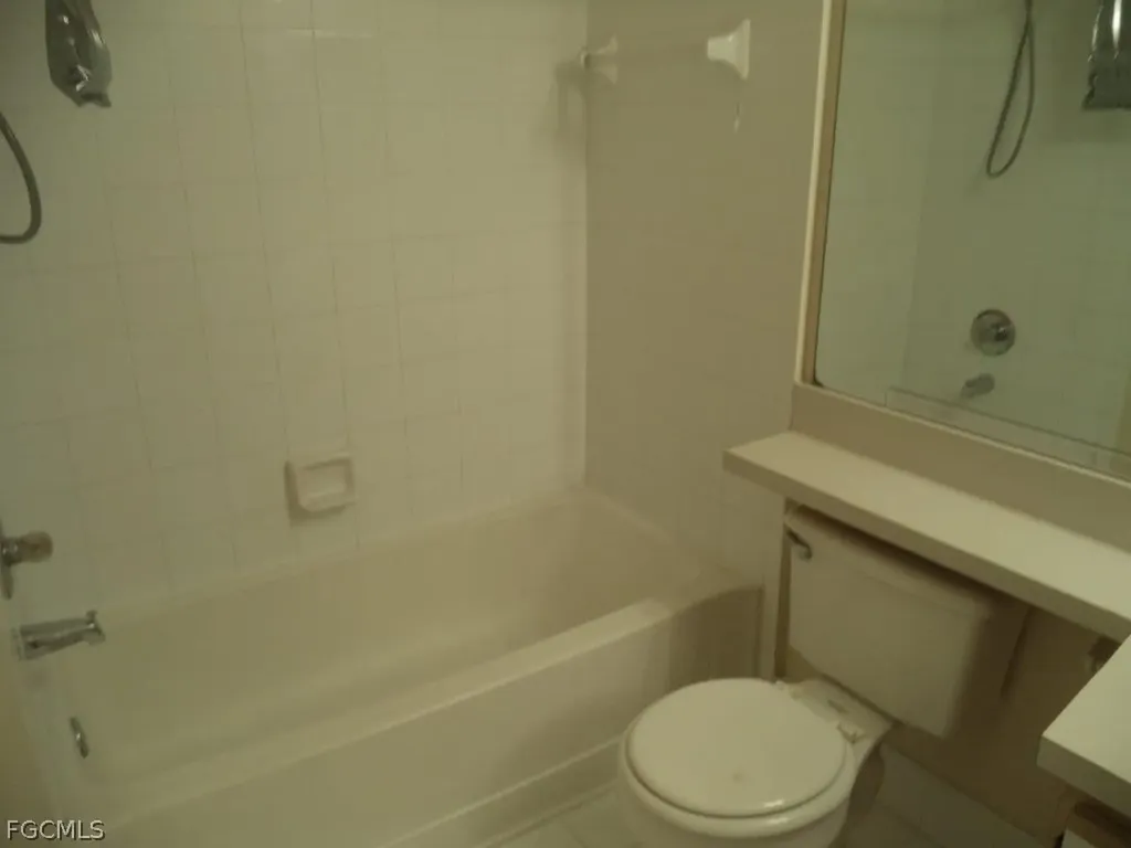6330 Aragon Way Fort Myers FL 33966