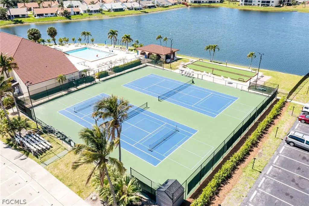 11220 Caravel Circle Fort Myers FL 33908