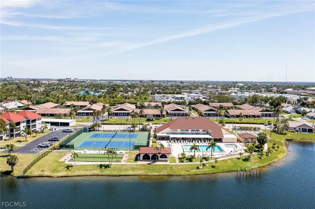 11220 Caravel Circle Fort Myers FL 33908