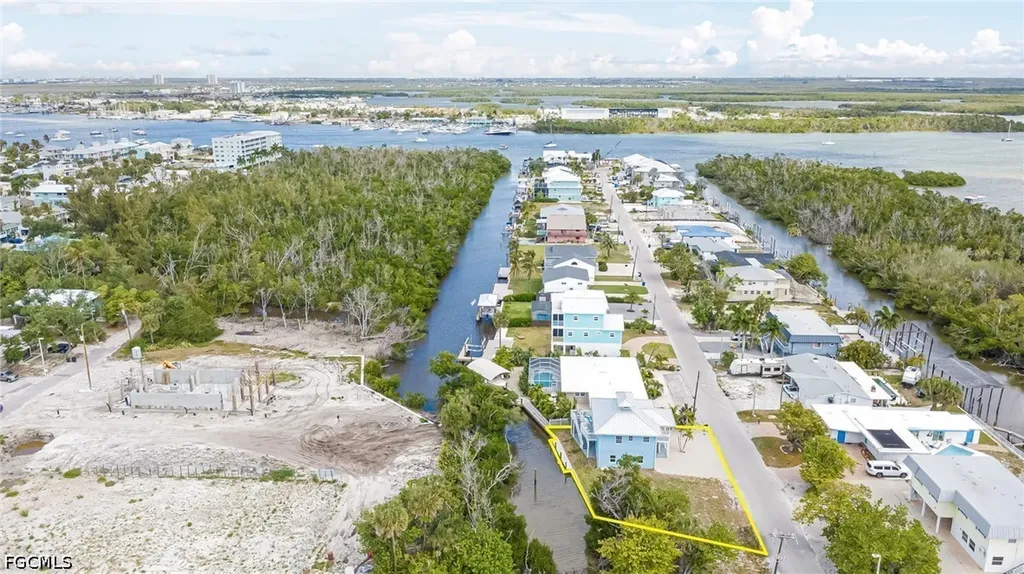 103 Tropical Shore Way Fort Myers Beach FL 33931