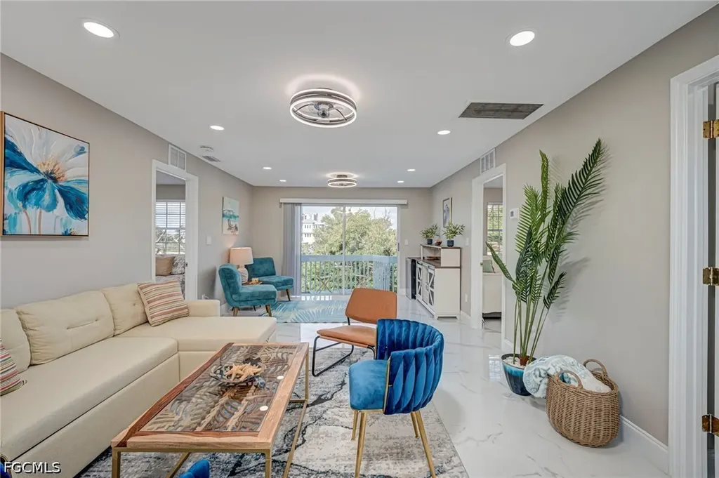103 Tropical Shore Way Fort Myers Beach FL 33931