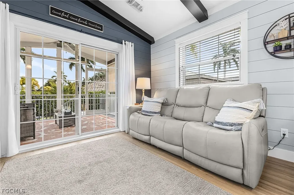 5233 Pineland Daisy Trail Fort Myers FL 33905