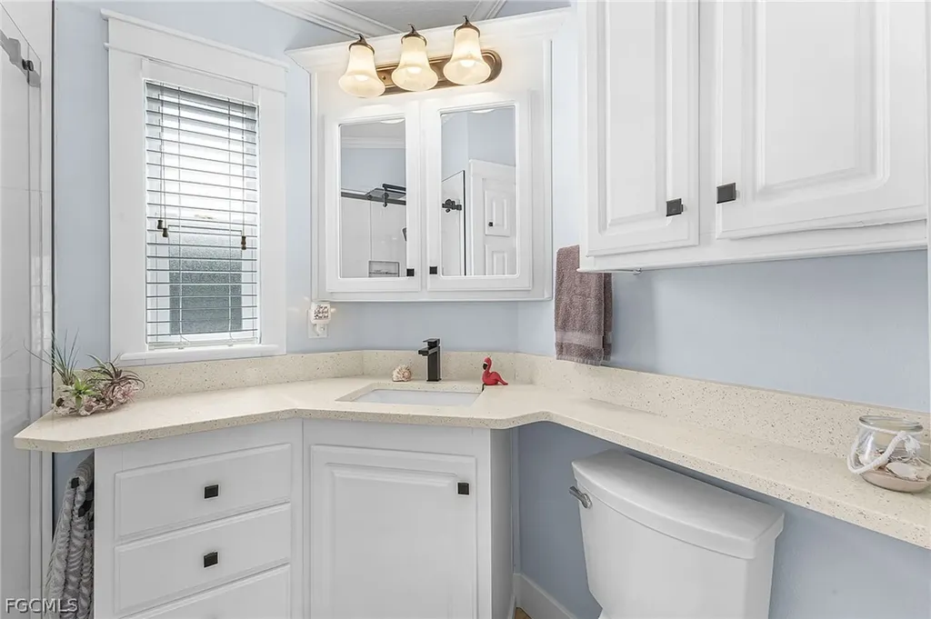 5233 Pineland Daisy Trail Fort Myers FL 33905