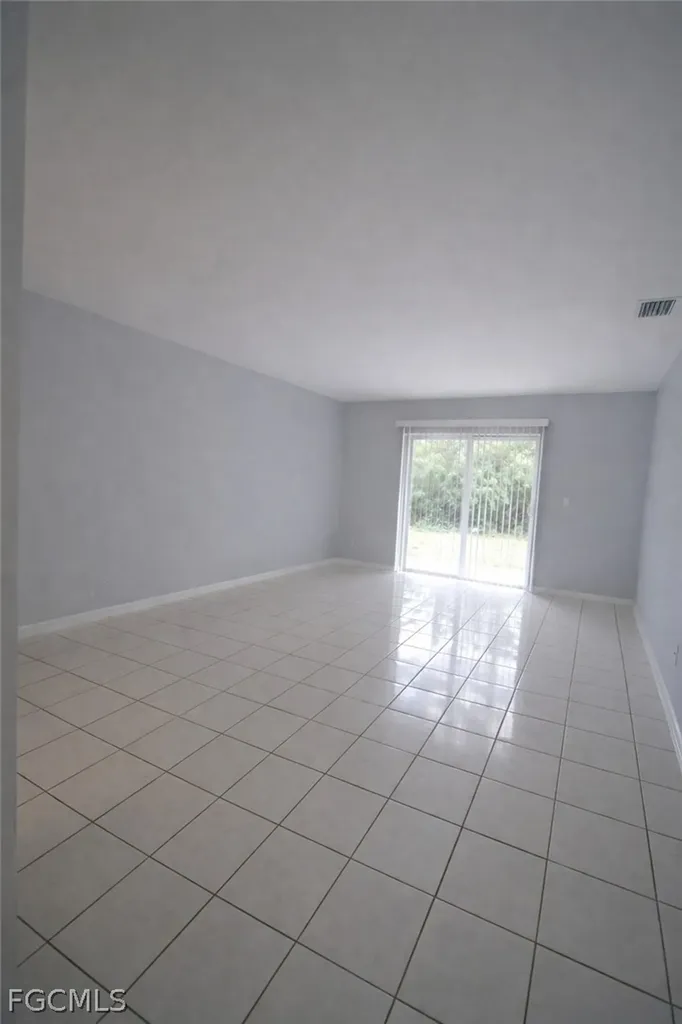 2903 Hightower Avenue S Lehigh Acres FL 33973