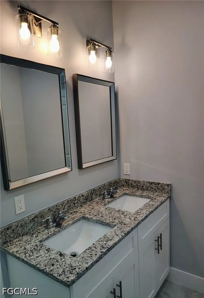 302 NW 25th Avenue Cape Coral FL 33993