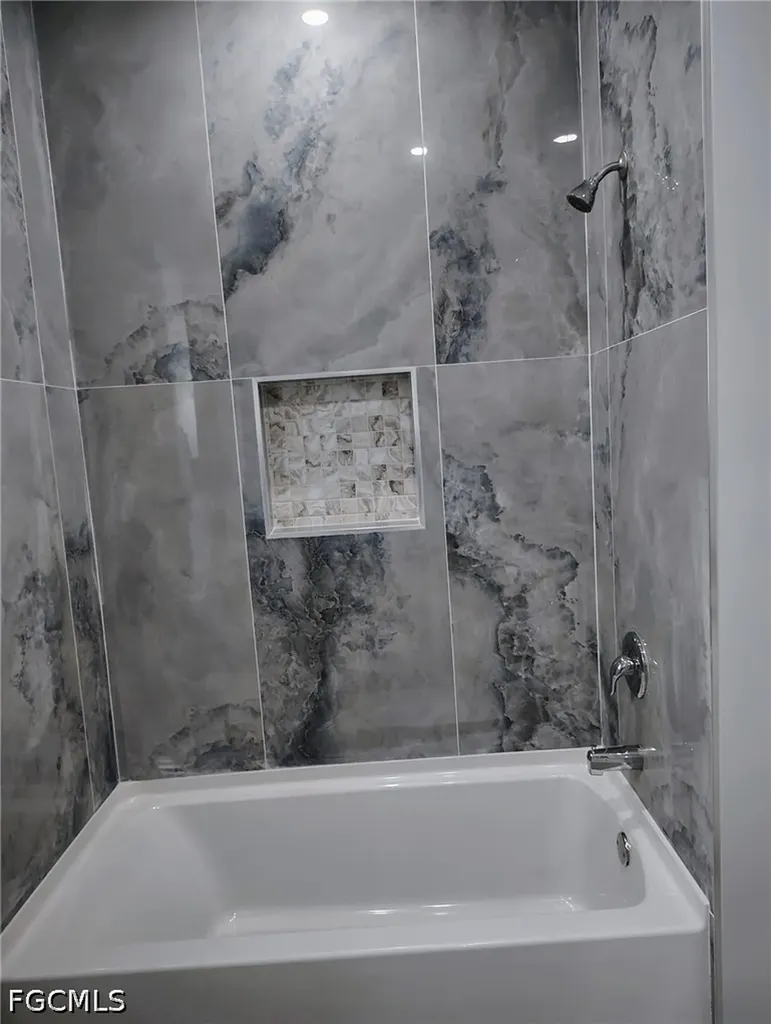 302 NW 25th Avenue Cape Coral FL 33993