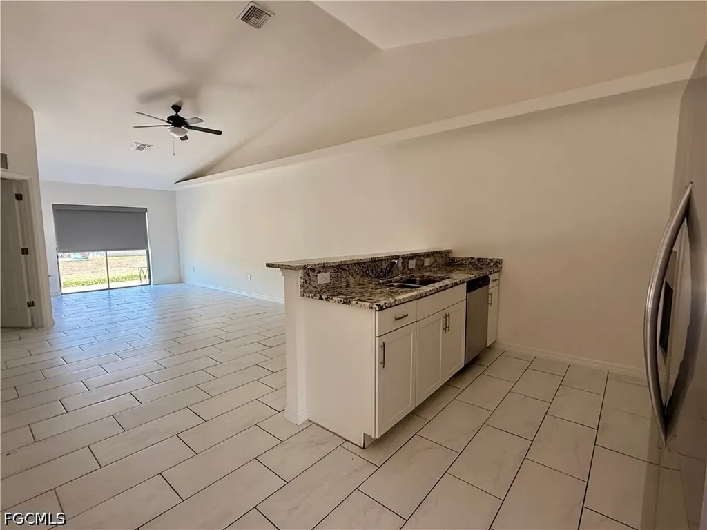 4712 SE 5th Avenue Cape Coral FL 33904